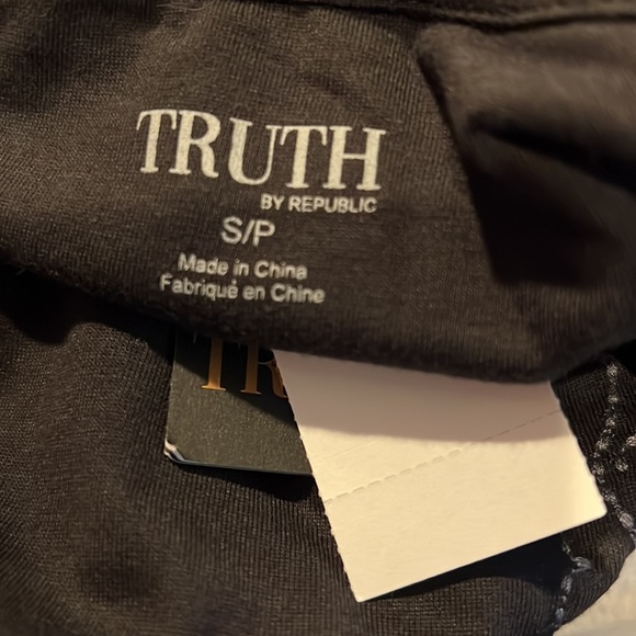 Truth t shirt - Picture 3 of 4